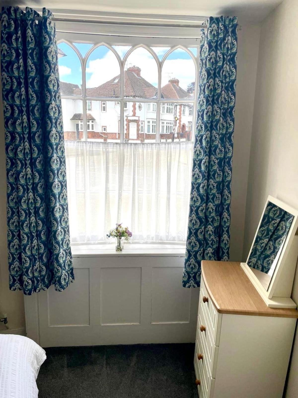 Town Centre Apartment Perfect Location With On-Street Parking Stratford-upon-Avon Habitación foto